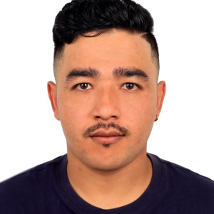 नविन श्रेष्ठ