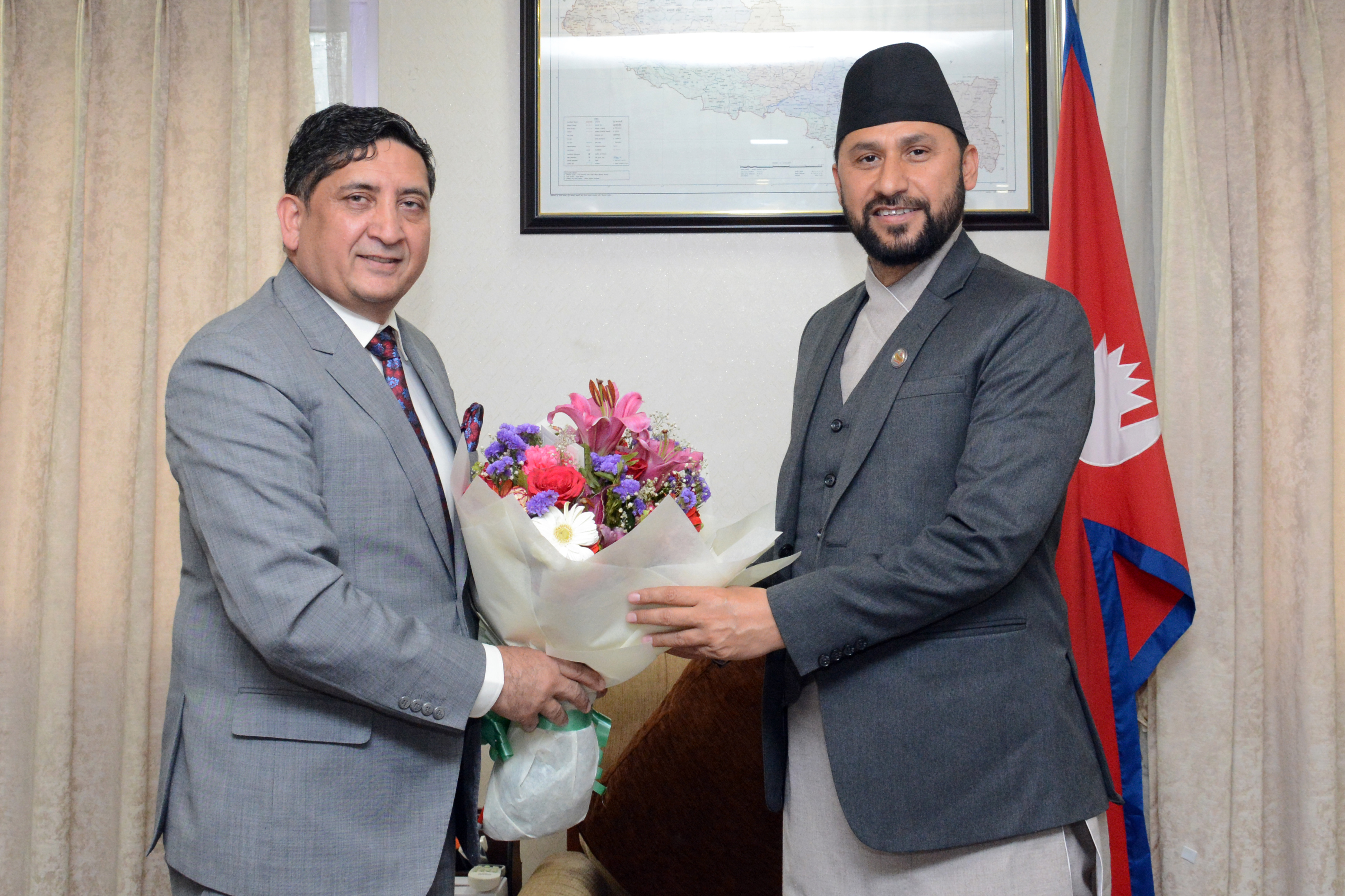 मा. उपप्रधानमन्त्री एवम् गृह मन्त्रीज्यू र नेपालका लागि पाकिस्तानका राजदुत बीच भेटवार्ता - २०८० चैत्र १४